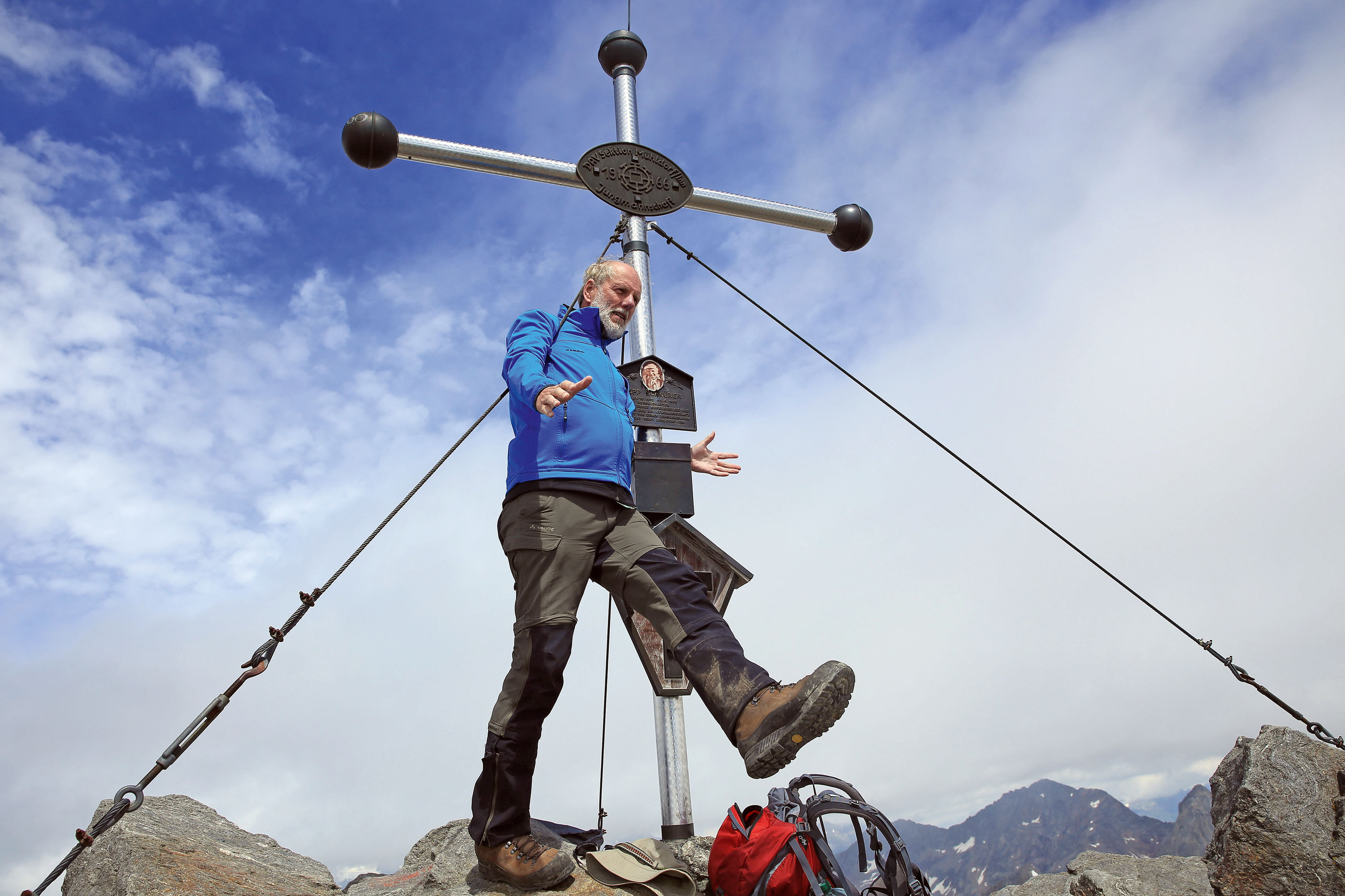 Beschwerdefrei mit Maßschuhen auf dem Gipfel des Hochschober, 3.240 m © Michael Sänger