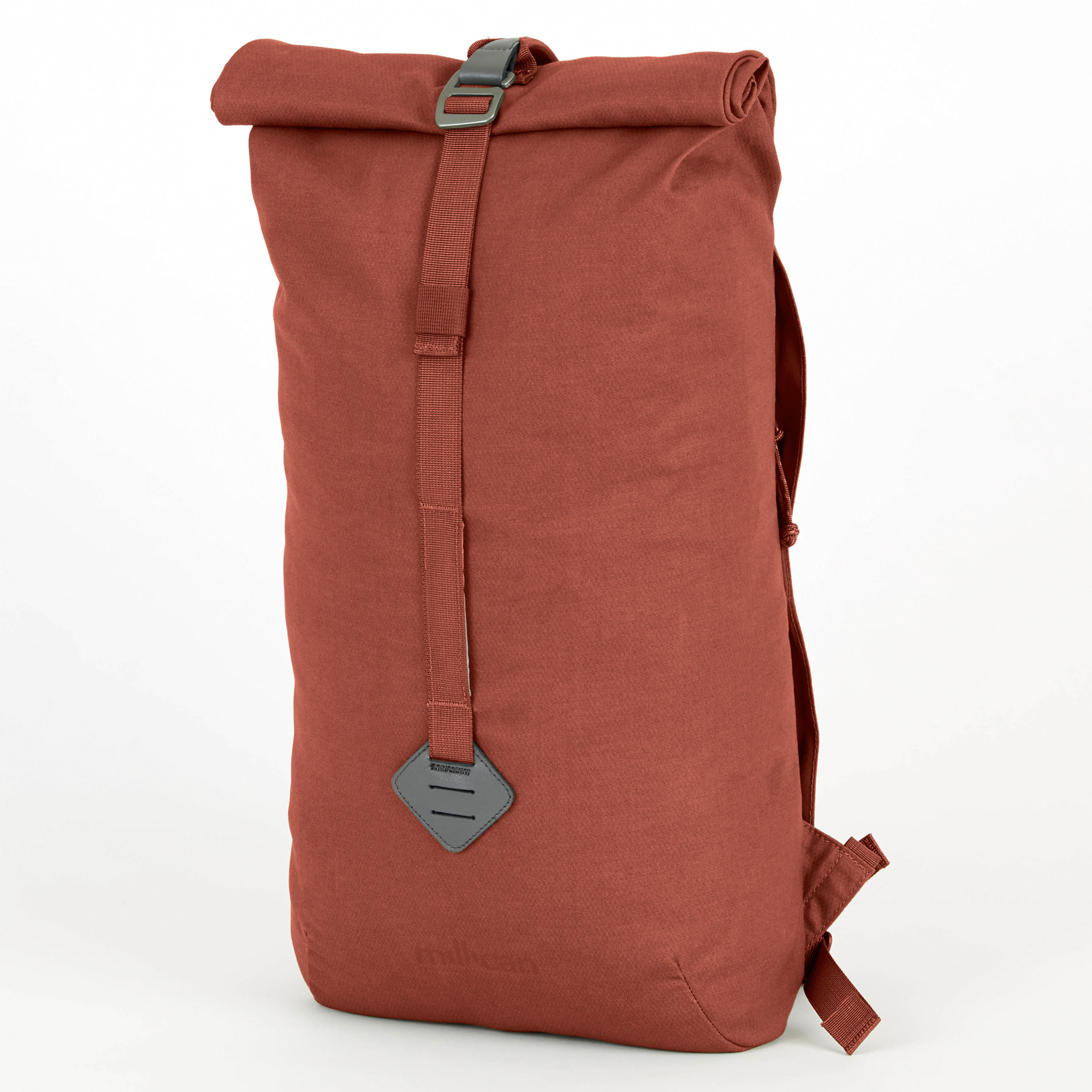 Millican Smith The Roll Pack 18 l - Wasserfester Rucksack für Wanderer, Pendler und Stadtmenschen. Robustes Baumwollgemisch mit recyceltem Polyester. € 119,95 © Millican Smith