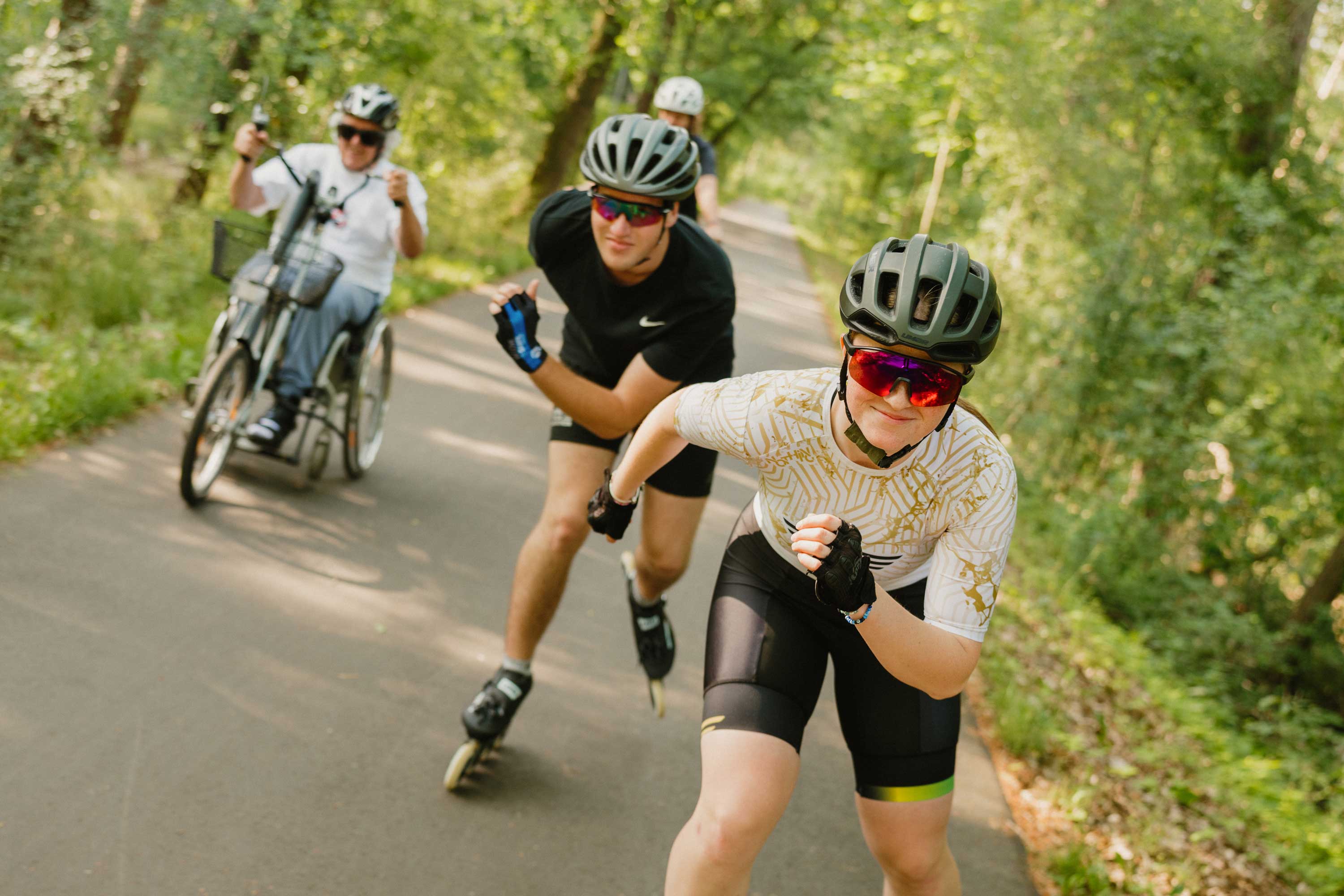 Einfach immer weiter rollen auf insgesamt 230 km Streck © Kevin Ryl